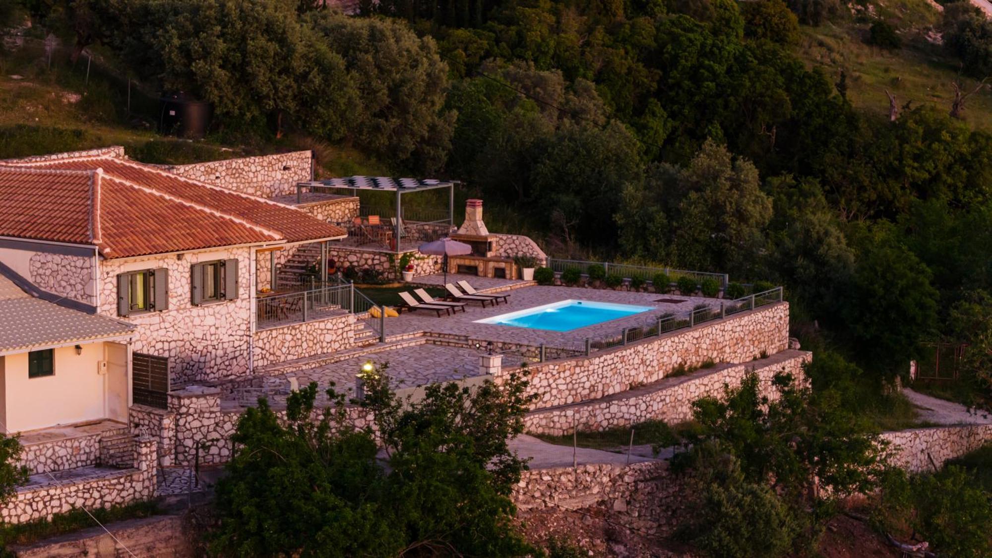 Villa Aurora Athánion Eksteriør bilde